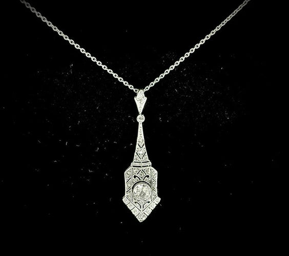 Pendentif Pendentif Art déco en or blanc 14 carats et diamants 58 Facettes