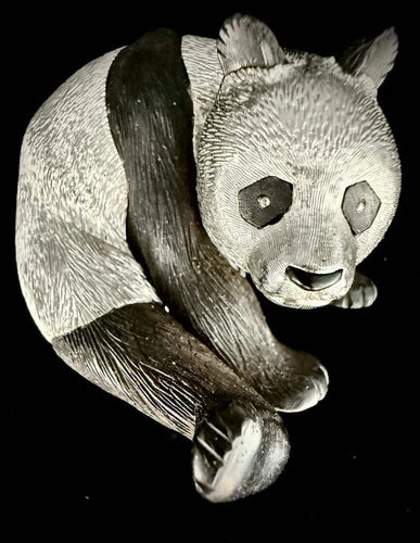 Broche Gallopin - Broche panda en or blanc 18 carats et ébène 58 Facettes