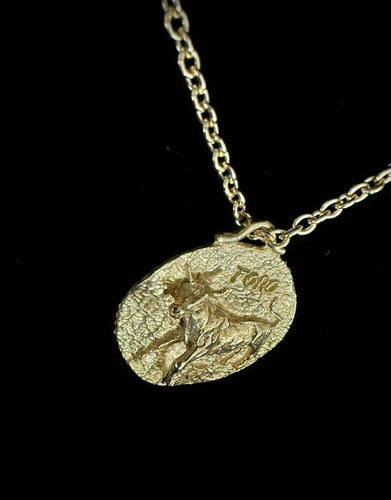 Pendentif Pendentif taureau arrondi en or jaune 18 carats 58 Facettes