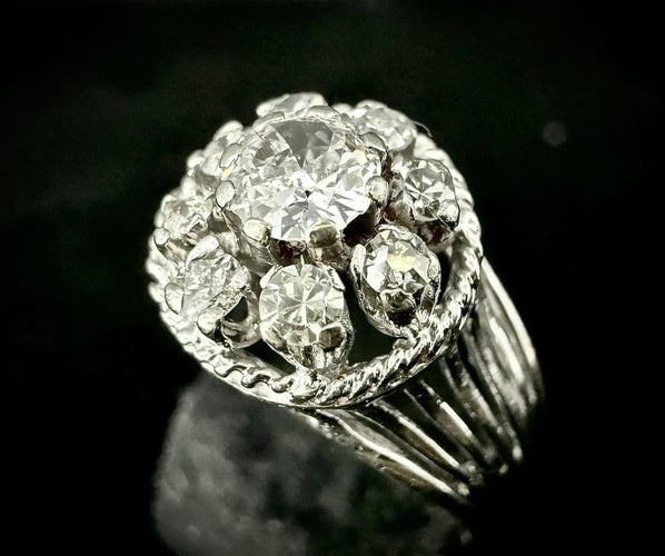 Bague 54.5 Bague en or blanc 18 carats sertie de 0,80 ct de diamants 58 Facettes