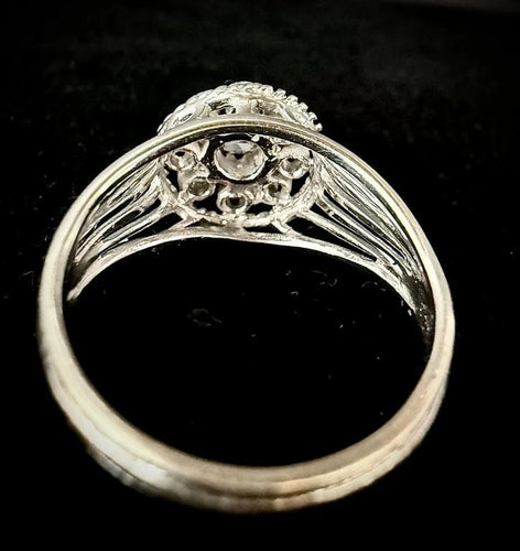 Bague 54.5 Bague en or blanc 18 carats sertie de 0,80 ct de diamants 58 Facettes