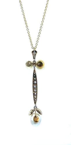 Pendentif Pendentif XIXe siècle en or jaune, platine, perles fines et diamants 58 Facettes
