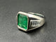 Bague 49 Bague vintage en or blanc 18K avec émeraude et diamants 58 Facettes