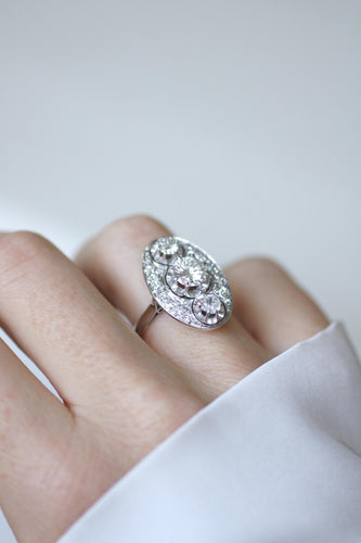 Bague 53 Bague Art Déco ovale en platine et or blanc, diamants 2,10 ct 58 Facettes