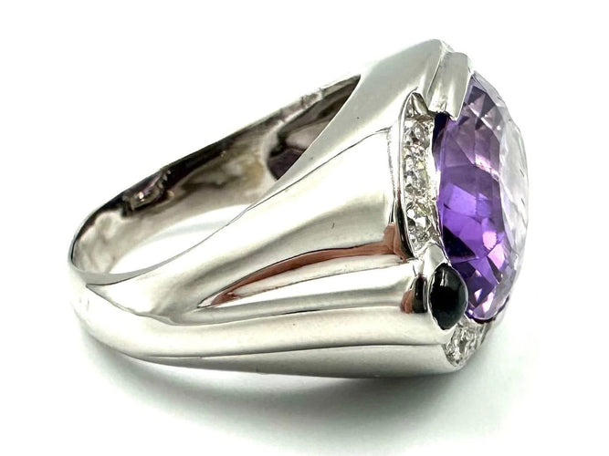Bague 58 Bague en or blanc 18K avec améthyste, saphirs et diamants 58 Facettes