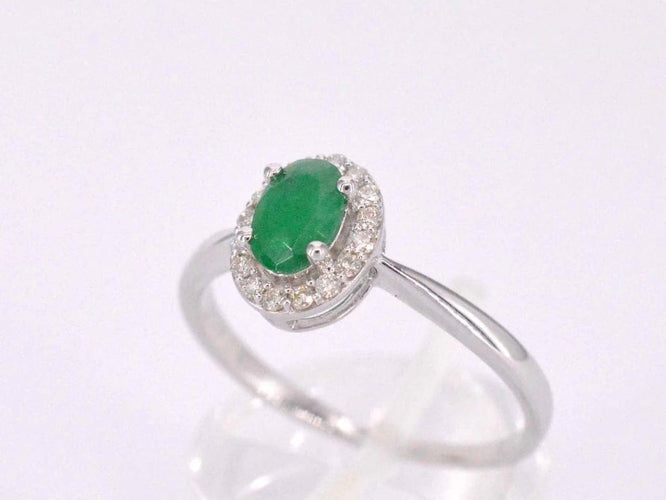 Bague 54 Bague entourage en or blanc 14 carats avec diamants et émeraude 58 Facettes 2012