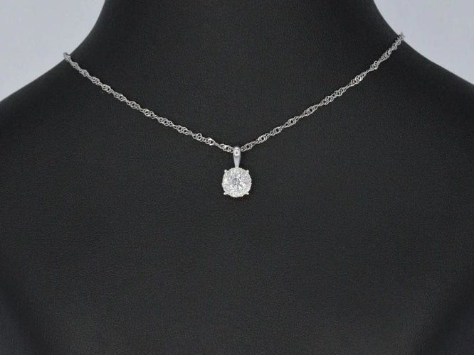 Pendentif Pendentif en or blanc 14 carats avec diamants 58 Facettes 2074