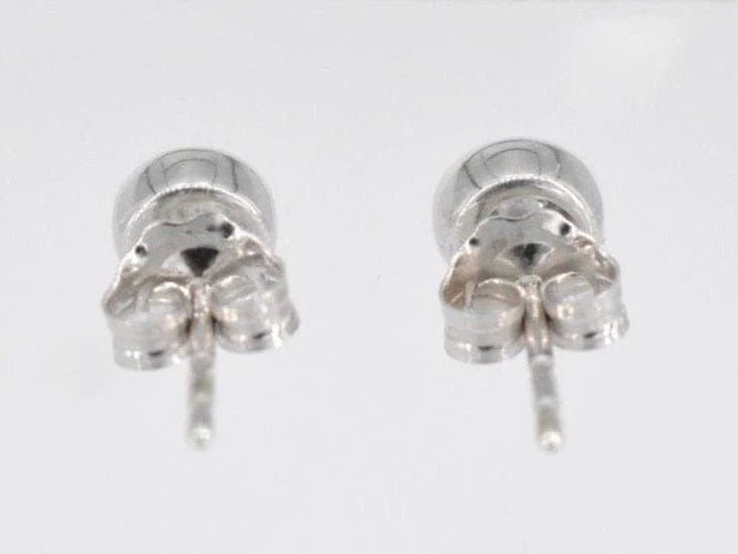Boucles d'oreilles Boucles d’oreilles en or blanc 14 carats avec diamant taille brillant 58 Facettes 2090