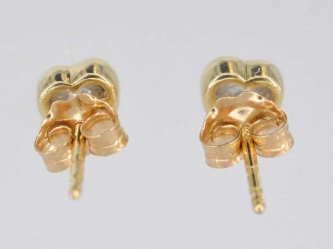 Boucles d'oreilles Boucles d'oreilles en or 14 carats avec diamant taille brillant cœur 58 Facettes 2099