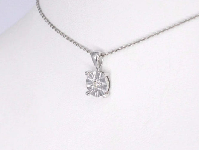 Pendentif Pendentif en or blanc 14 carats avec diamant taille brillant 58 Facettes 2190