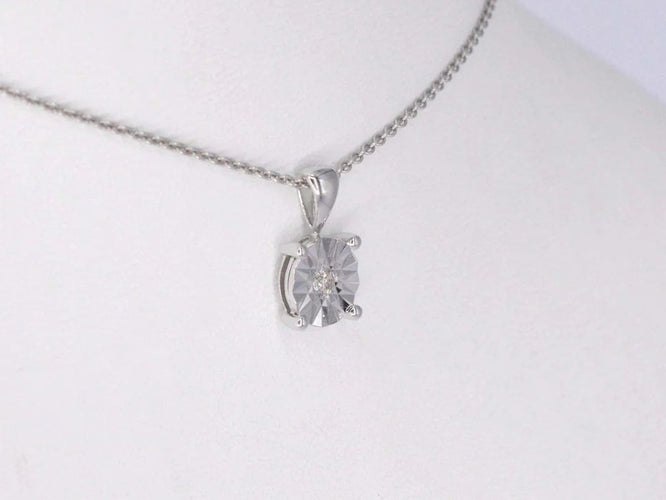 Pendentif Pendentif en or blanc 14 carats avec diamant taille brillant 58 Facettes 2190