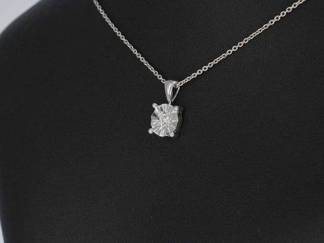 Pendentif Pendentif en or blanc 14 carats avec diamant taille brillant 58 Facettes 2190