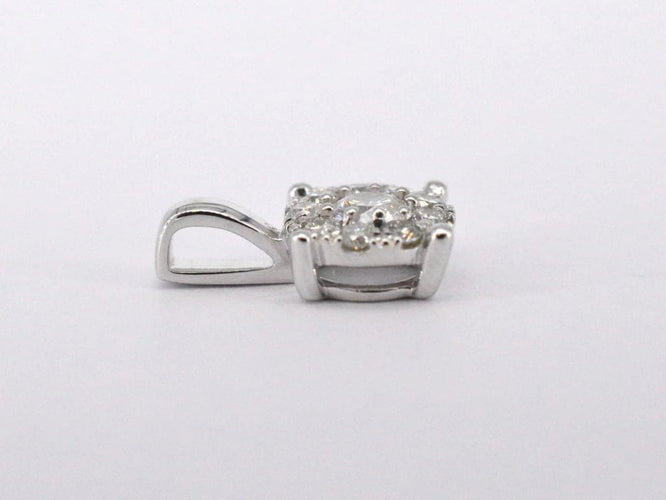 Pendentif Pendentif en or blanc 14 carats avec diamant 58 Facettes 2156