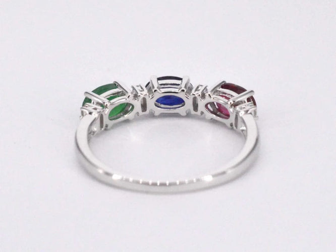 Bague 54 Bague en or blanc 14 carats avec diamants et pierres précieuses 58 Facettes 2128