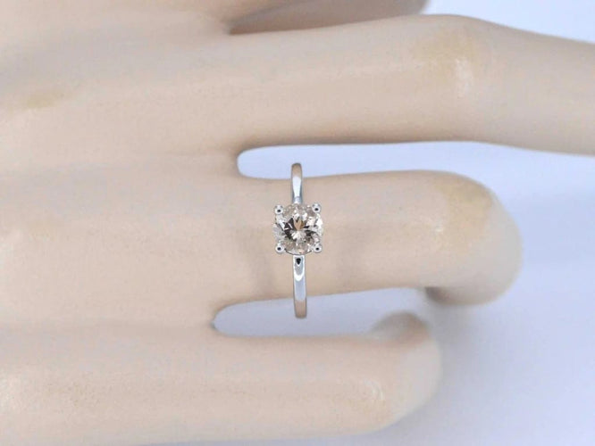 Bague Bague en or blanc 14 carats avec morganite 58 Facettes 2197