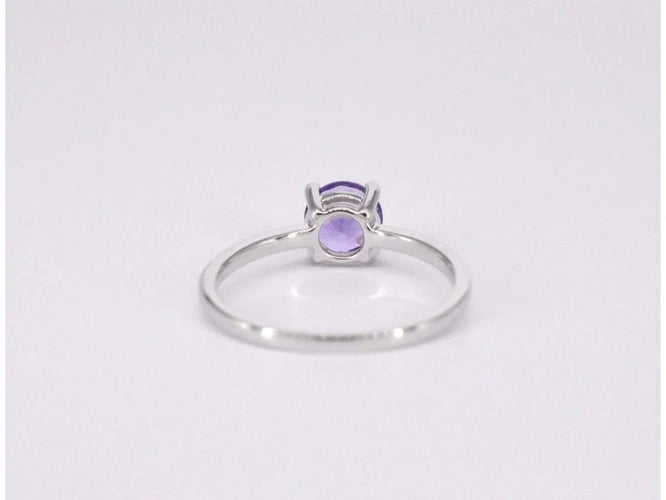 Bague 54 Bague en or blanc 14 carats avec améthyste 58 Facettes 2194