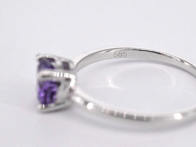 Bague 54 Bague en or blanc 14 carats avec améthyste 58 Facettes 2194