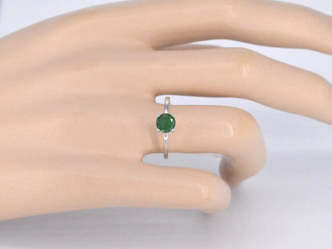 Bague 54 Bague en or blanc 14 carats avec émeraude 1,00 carat 58 Facettes 2206