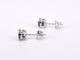 Boucles d'oreilles Boucles d'oreilles en or blanc 14 carats avec émeraude 58 Facettes 2204