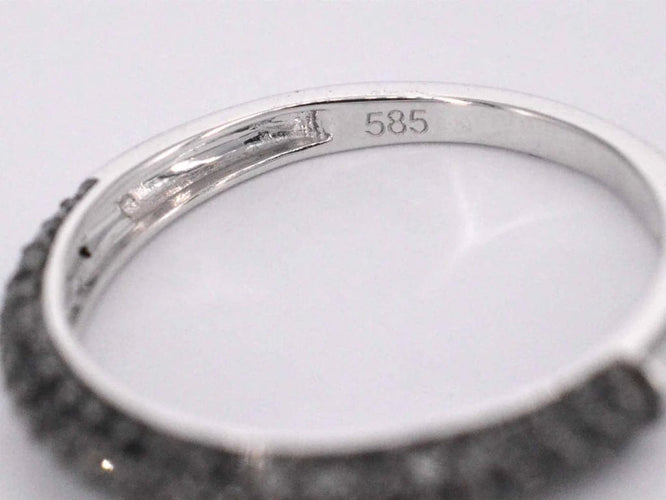 Bague 54 Bague en or blanc 14 carats avec diamants noirs taille brillant 58 Facettes 2225