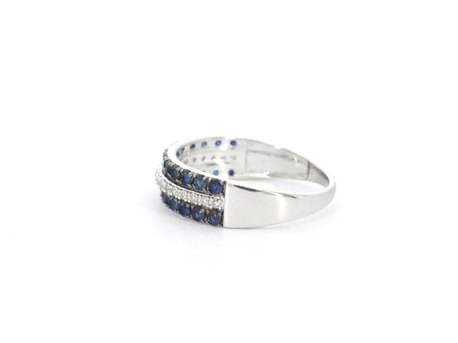 Bague 54 Bague en or blanc 14 carats sertie de diamants et saphir 58 Facettes 2318