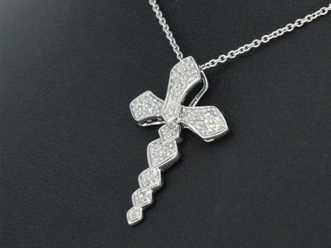 Pendentif Pendentif en or blanc 14 carats avec diamant naturel 58 Facettes 2336