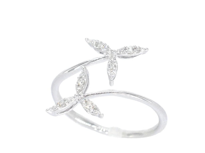 Bague 55 Bague en or blanc 14 carats avec diamants 58 Facettes 2334