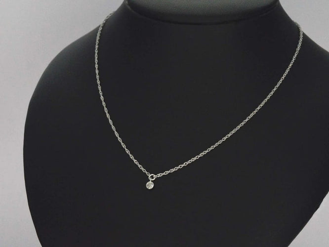 Collier Collier en or blanc 14 carats avec diamant 0,05 ct 58 Facettes 2352