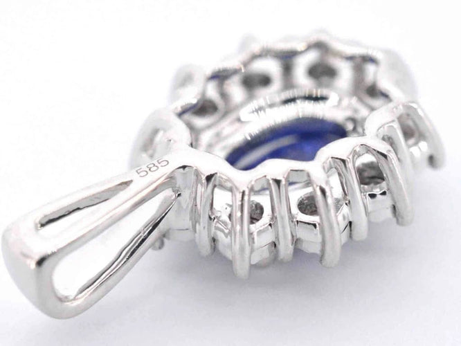 Pendentif Pendentif en or blanc 14 carats avec diamants et saphir 58 Facettes 2299