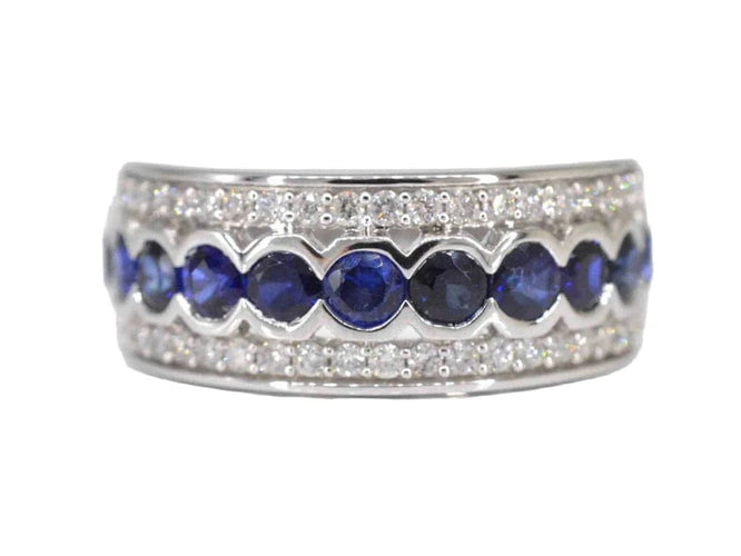 Bague 54 Bague pavée en or blanc 14 carats avec diamants et saphir 58 Facettes 2057