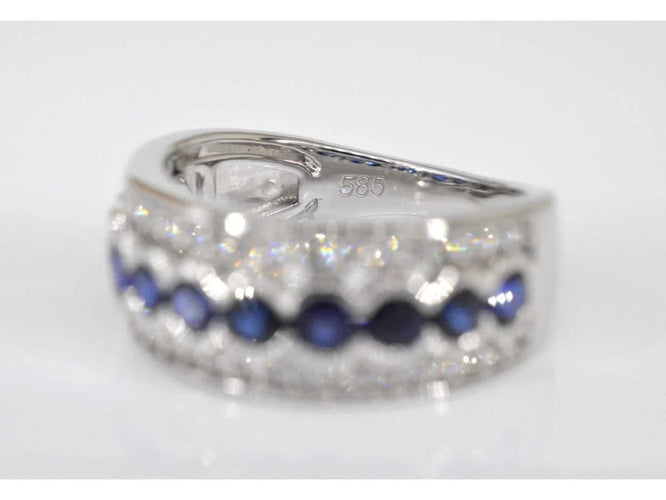 Bague 54 Bague pavée en or blanc 14 carats avec diamants et saphir 58 Facettes 2057
