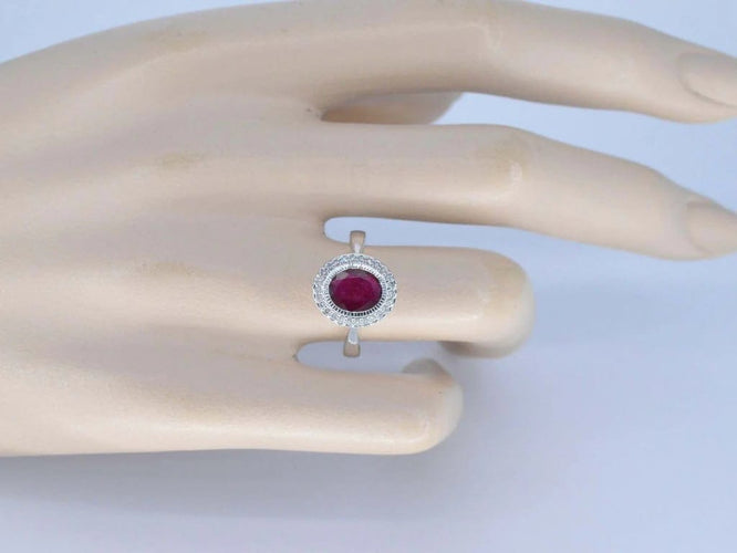 Bague 54 Bague entourage en or blanc 14 carats avec diamants et rubis 58 Facettes 2060