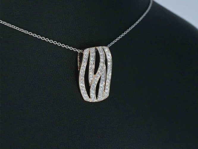 Pendentif Pendentif design en or rose 18 carats avec diamant taille brillant 58 Facettes 2244