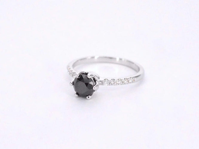 Bague 54 Bague en or blanc 14 carats avec diamant noir et diamants 58 Facettes 2222