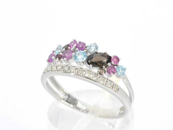 Bague 54 Bague en or blanc 14 carats avec diamants et pierres précieuses 58 Facettes 2317