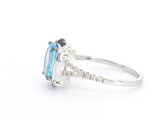 Bague 54 Bague en or blanc 14 carats avec diamants, topaze et saphir 58 Facettes 2322