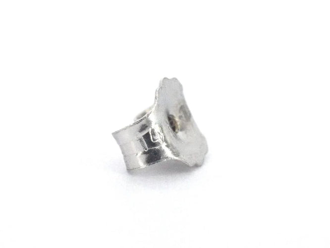 Boucles d'oreilles Boucles d'oreilles en or blanc 14 carats avec diamants et saphirs 58 Facettes 2349
