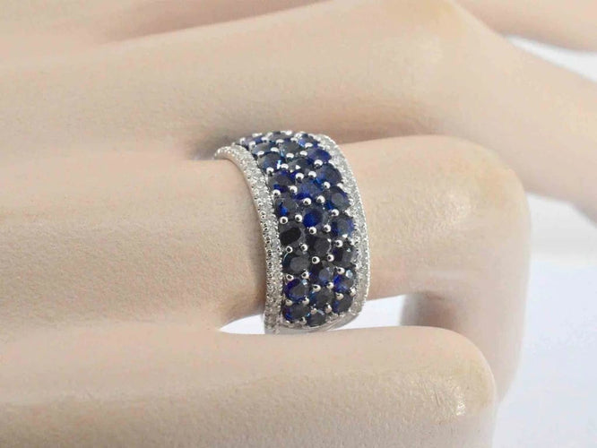 Bague 54 Bague en or blanc 14 carats avec saphirs et diamants 58 Facettes 2355