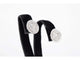 Boucles d'oreilles Boucles d’oreilles entourage en or blanc 14 carats et diamants 58 Facettes 2029