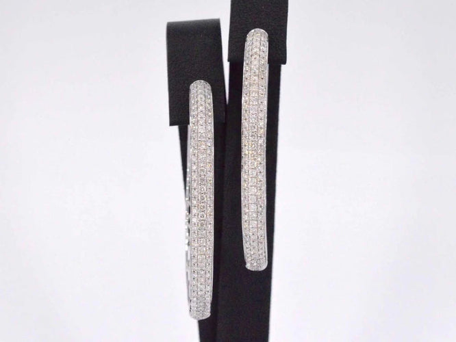 Boucles d'oreilles Boucles d'oreilles créoles en or blanc 14 carats avec diamants 58 Facettes 2054