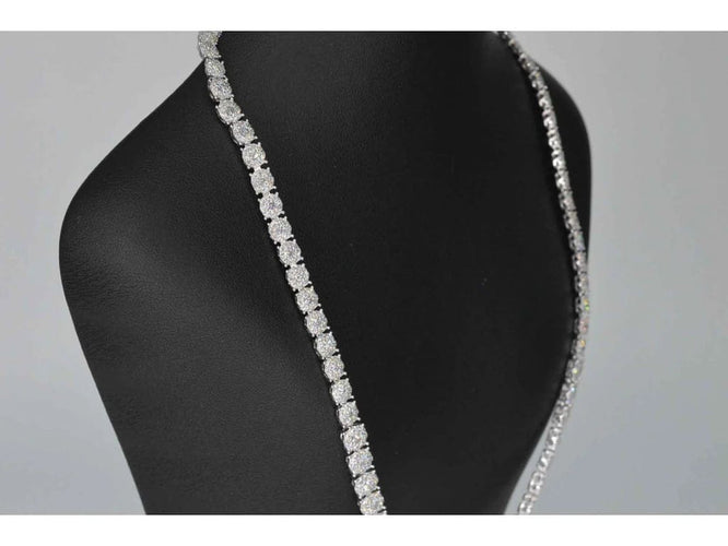Collier Collier en or blanc 18 carats avec diamants taille brillant 58 Facettes 2038