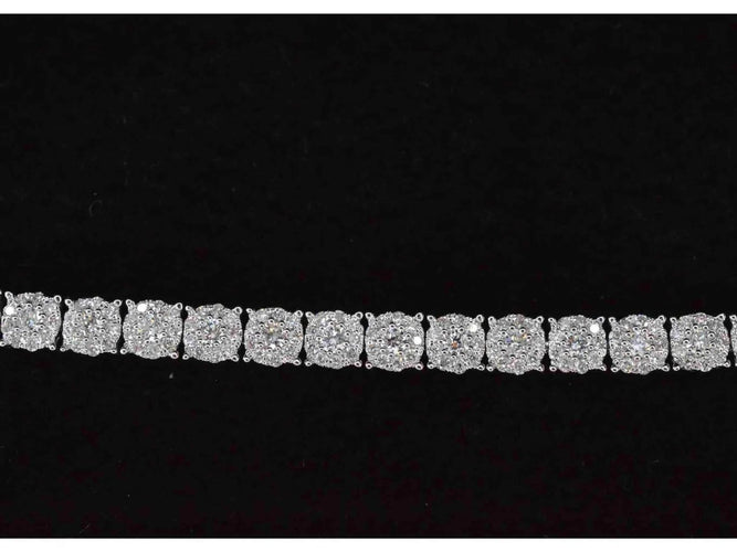 Bracelet Bracelet tennis en or blanc 14 carats avec diamants 58 Facettes 2070