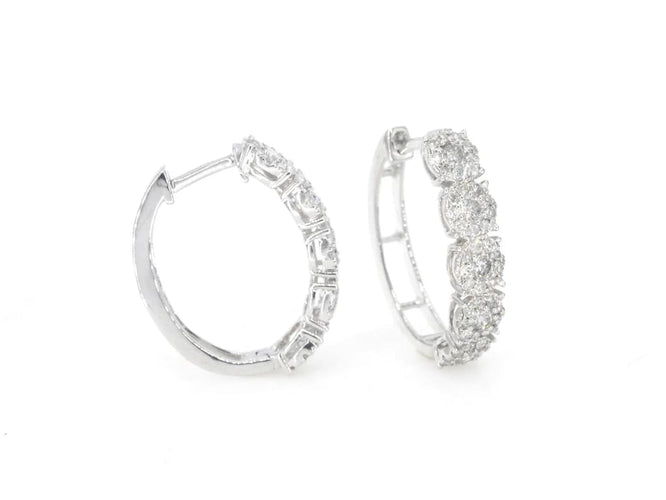 Boucles d'oreilles Boucles d'oreilles créoles en or blanc 14 carats avec diamants 58 Facettes 2111