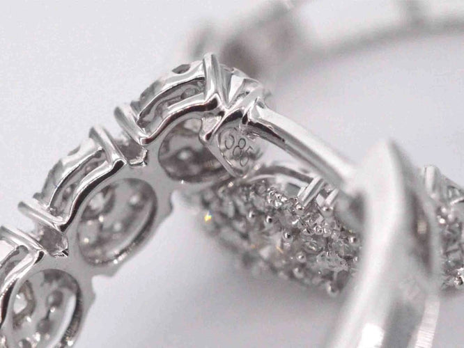 Boucles d'oreilles Boucles d'oreilles créoles en or blanc 14 carats avec diamants 58 Facettes 2111