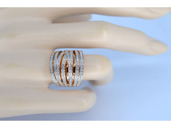 Bague 54 Bague en or rose 18 carats sertie de diamants taille brillant 58 Facettes 2178