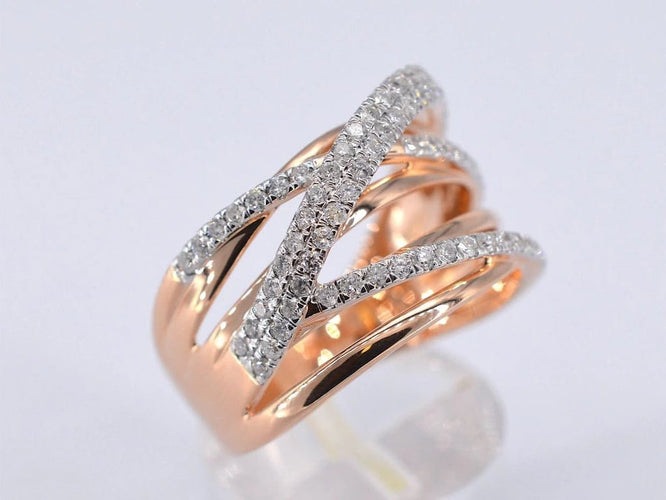 Bague 54 Bague en or rose 14 carats sertie de diamants taille brillant 58 Facettes 2182