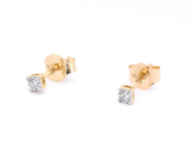 Boucles d'oreilles Boucles d’oreilles en or jaune 14 carats serties de diamants 58 Facettes 2267