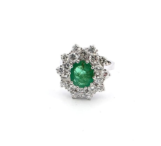 Bague 52 Bague en or blanc avec émeraude et diamants 58 Facettes