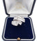 Bague 54 Bague en or blanc sertie de diamants taille brillant et baguette 58 Facettes