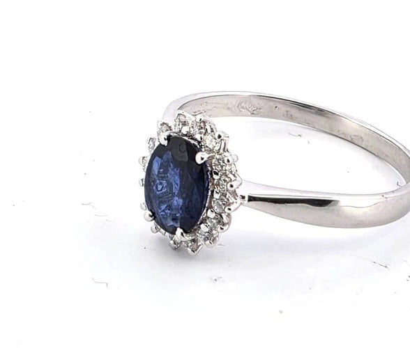 Bague 56 Bague en or blanc 18 carats sertie de saphirs et diamants 58 Facettes